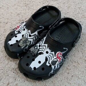 Marvel Venom X Crocs Classic Clog Spiderman 208864-001 Men's Sz 7 Woman's Sz 9